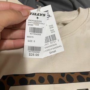 Cream long sleeve van shirt